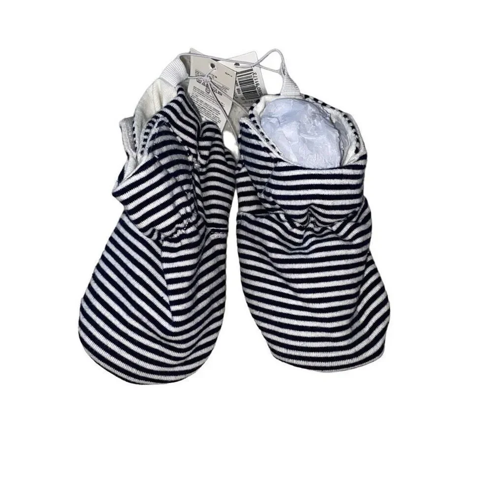 NWT Old Navy Neutral Slipper Socks